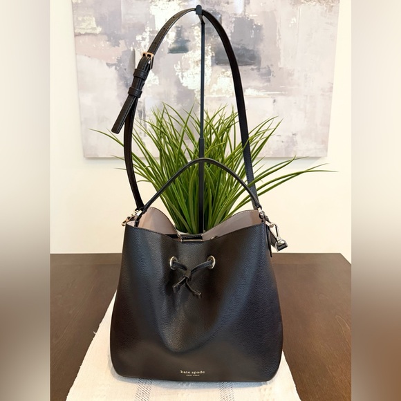 kate spade Handbags - Kate Spade Black Leather Bucket Bag